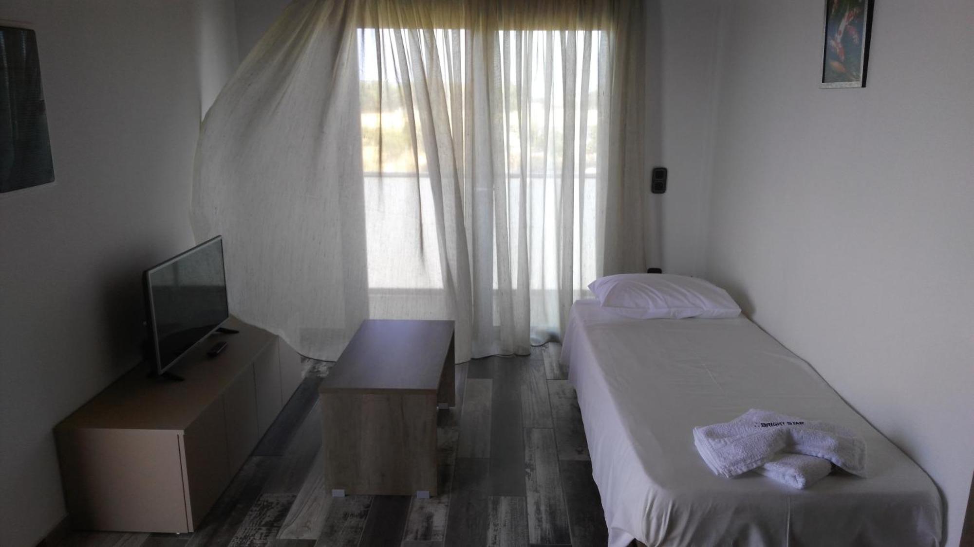 Aparthotel Bright Star à Faliraki Extérieur photo